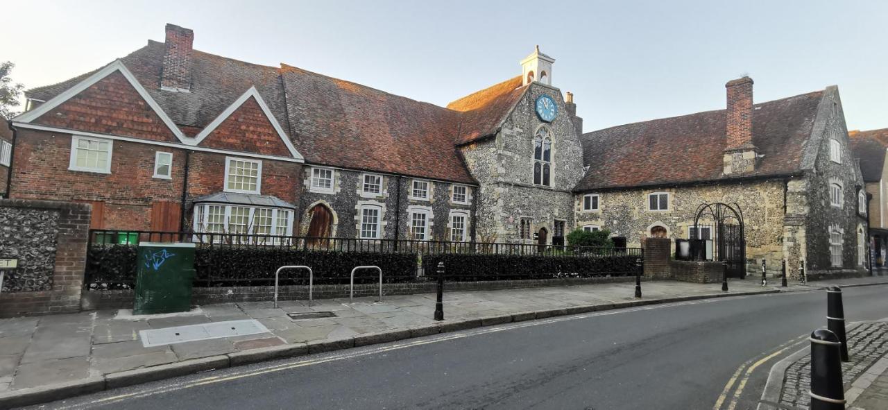 Modern City Centre House With Free Parking Canterbury Exterior foto