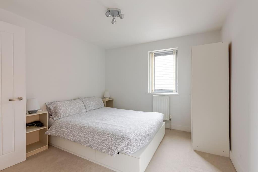 Modern City Centre House With Free Parking Canterbury Exterior foto