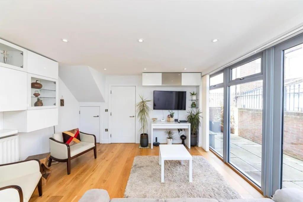 Modern City Centre House With Free Parking Canterbury Exterior foto
